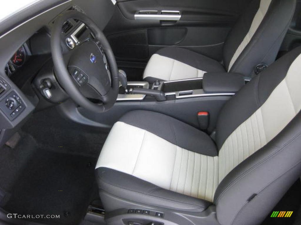 Off Black/Blonde T-Tec Interior 2011 Volvo C30 T5 Photo #46033998