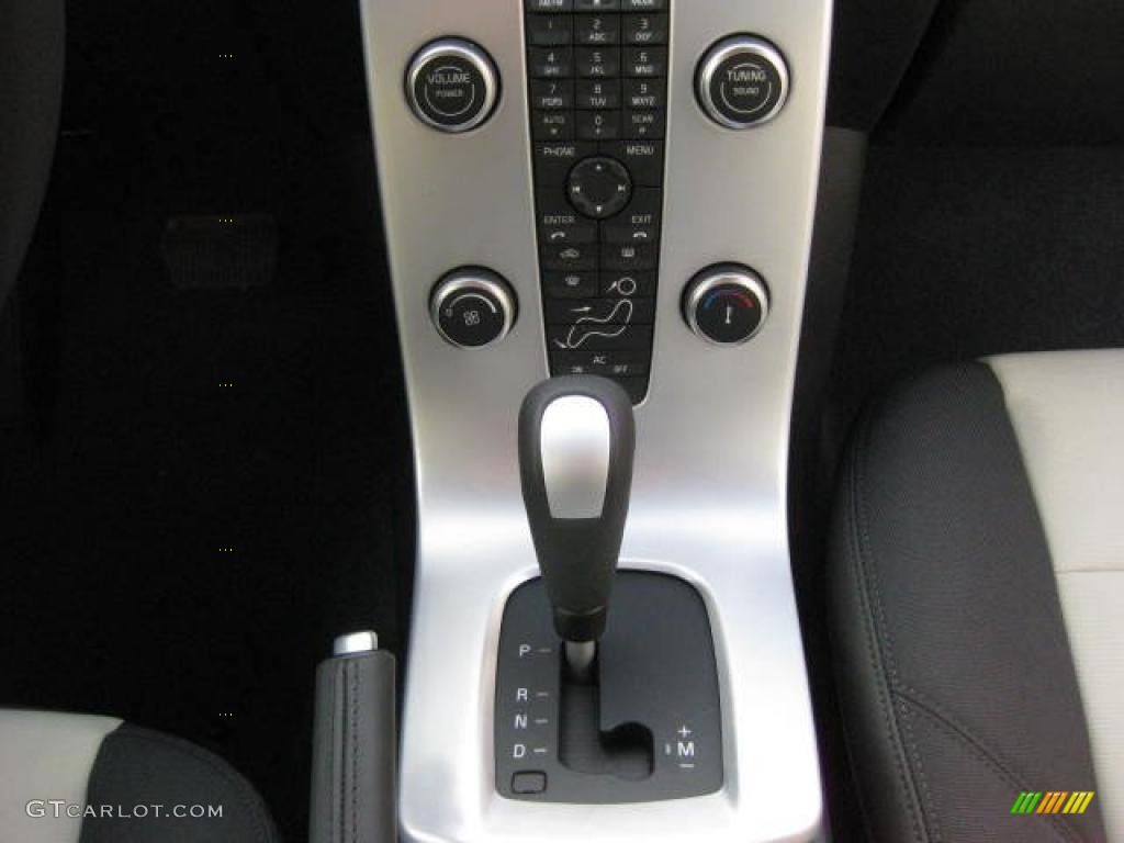 2011 Volvo C30 T5 5 Speed Geartronic Automatic Transmission Photo #46034140