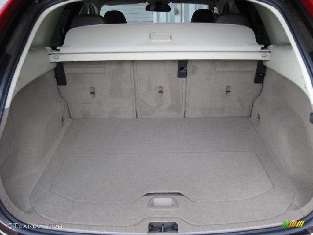 2011 Volvo XC60 3.2 Trunk Photo #46034217