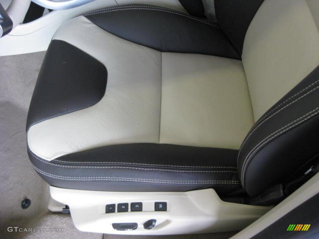Soft Beige/Esspresso Brown Interior 2011 Volvo XC60 3.2 Photo #46034229