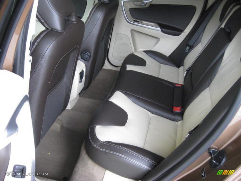 Soft Beige/Esspresso Brown Interior 2011 Volvo XC60 3.2 Photo #46034241
