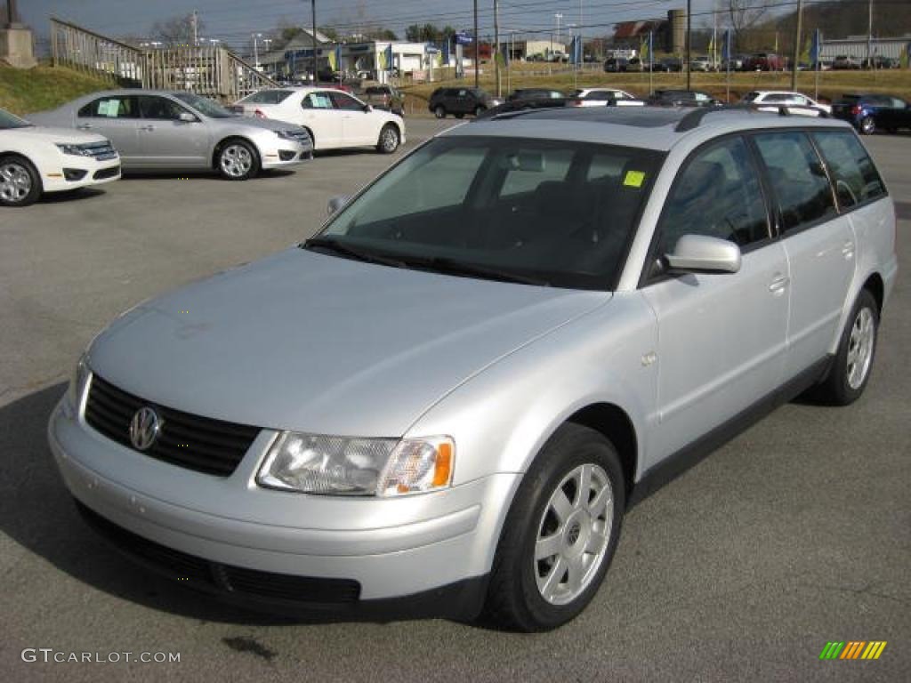 2001 Passat GLX V6 4Motion Wagon - Satin Silver Metallic / Black photo #2