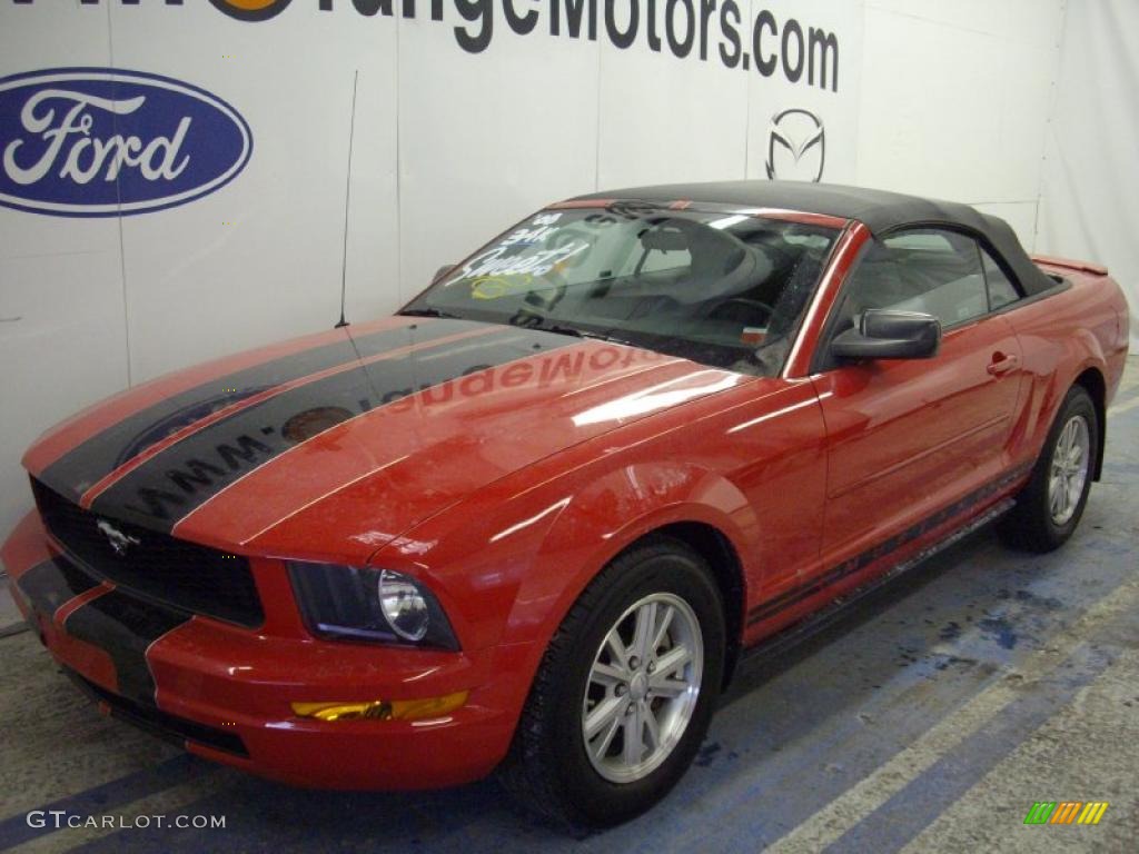 2008 Mustang V6 Deluxe Convertible - Torch Red / Light Graphite photo #1