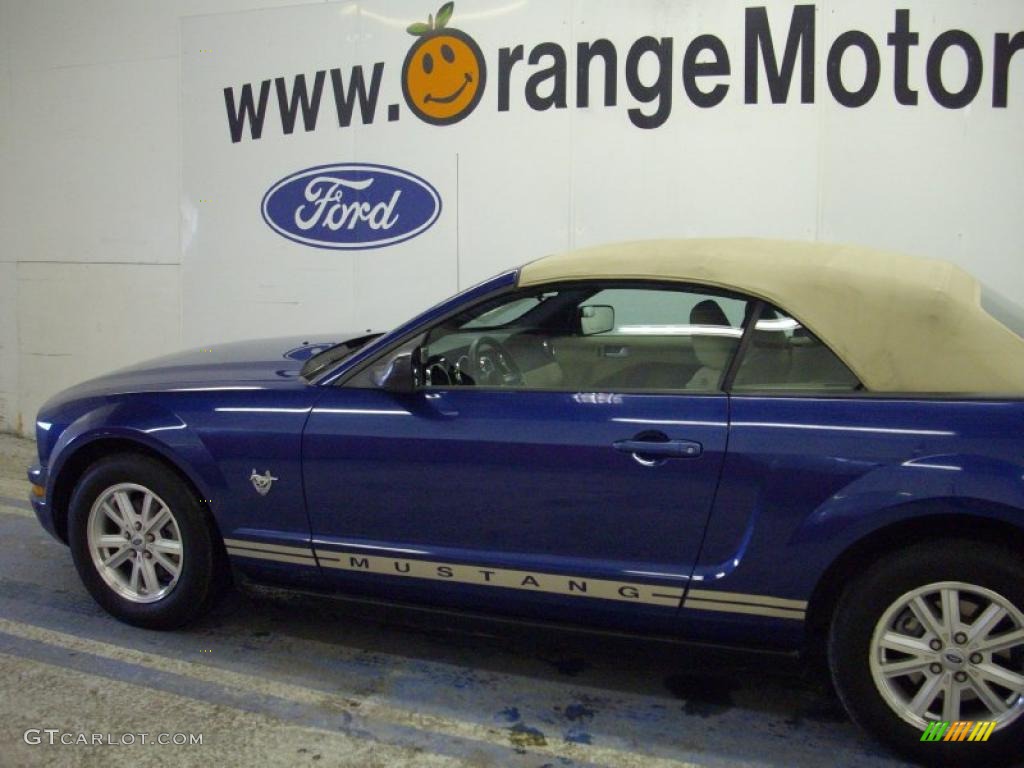 2009 Mustang V6 Convertible - Vista Blue Metallic / Medium Parchment photo #3