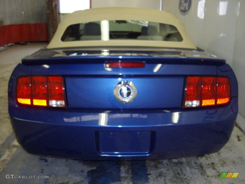 2009 Mustang V6 Convertible - Vista Blue Metallic / Medium Parchment photo #6