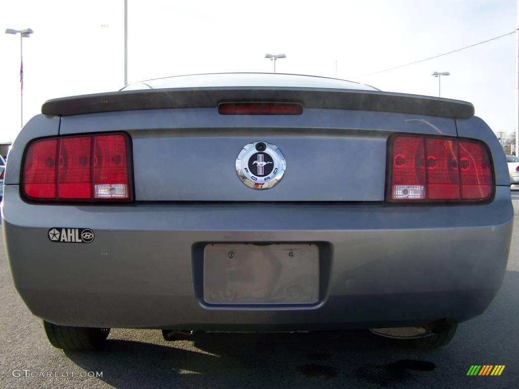 2007 Mustang V6 Premium Coupe - Tungsten Grey Metallic / Light Graphite photo #5