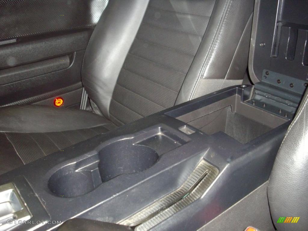 2006 Mustang GT Premium Convertible - Black / Dark Charcoal photo #32