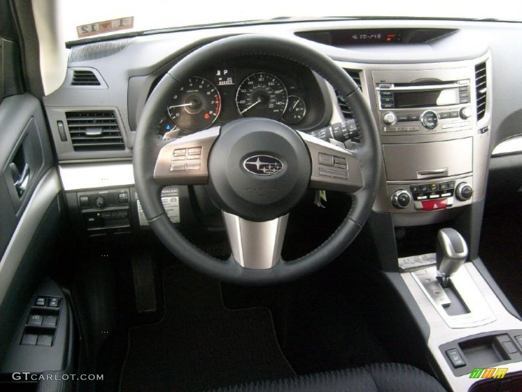 2011 Outback 2.5i Premium Wagon - Steel Silver Metallic / Off Black photo #5