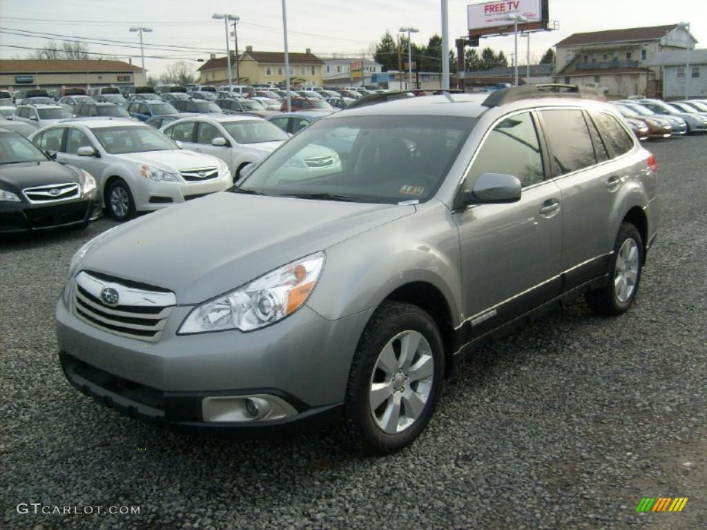2011 Outback 2.5i Premium Wagon - Steel Silver Metallic / Off Black photo #10
