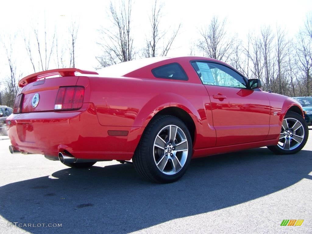 2008 Mustang GT Premium Coupe - Torch Red / Dark Charcoal photo #4