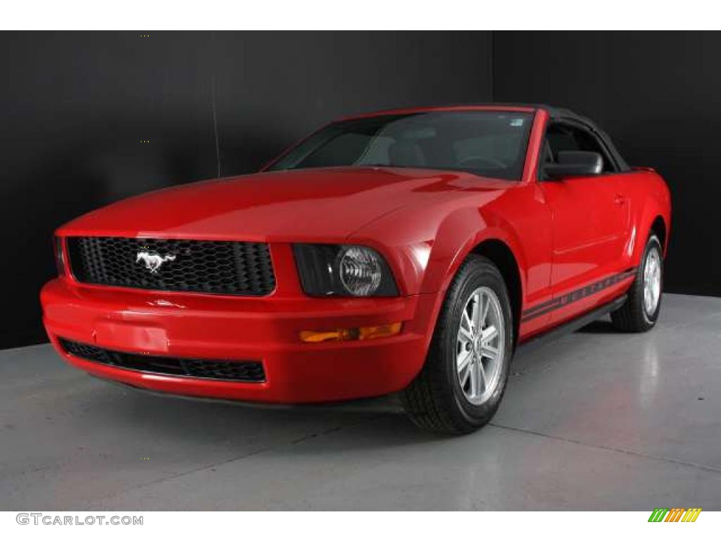2007 Mustang V6 Premium Convertible - Torch Red / Medium Parchment photo #3
