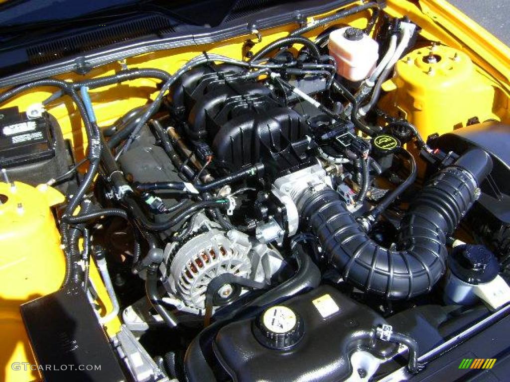 2008 Mustang V6 Deluxe Coupe - Grabber Orange / Dark Charcoal photo #12