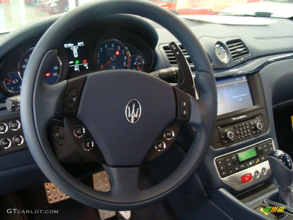 2011 Maserati GranTurismo Convertible GranCabrio Blue Profonditá Steering Wheel Photo #46042207