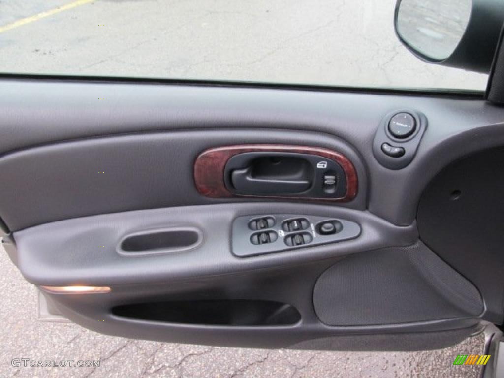 1998 Chrysler Concorde LXi Agate Door Panel Photo #46044032