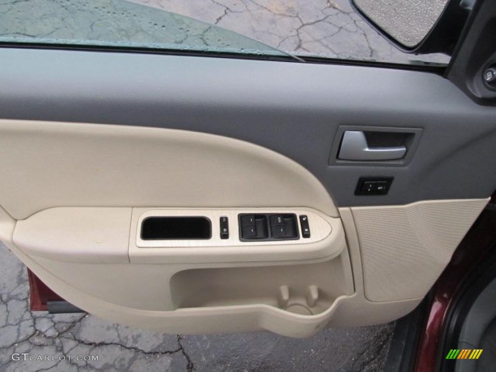 2008 Mercury Sable Premier AWD Sedan Door Panel Photos