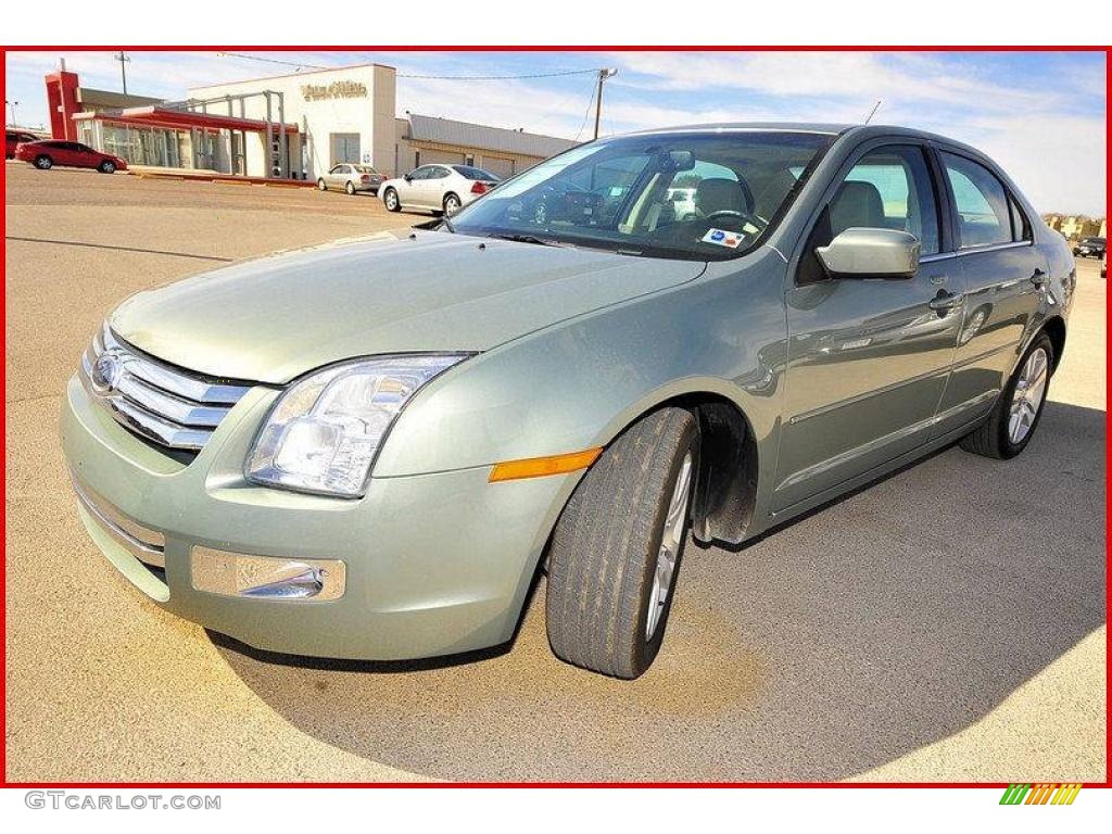 Moss Green Metallic Ford Fusion