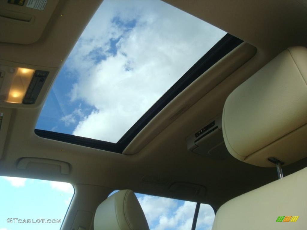 2010 Lexus LX 570 Sunroof Photos