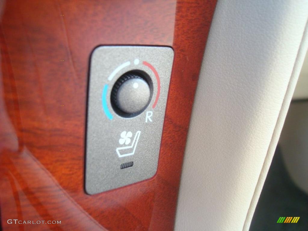 2010 Lexus LX 570 Controls Photo #46046420