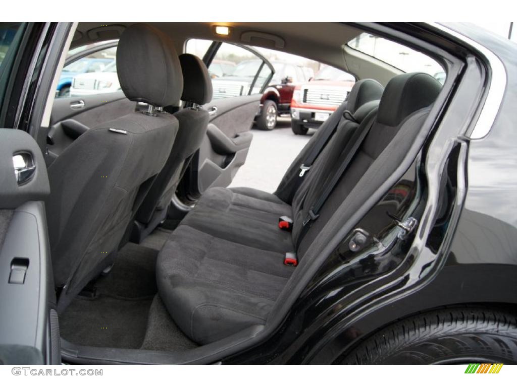 Charcoal Interior 2010 Nissan Altima 2.5 S Photo #46046944