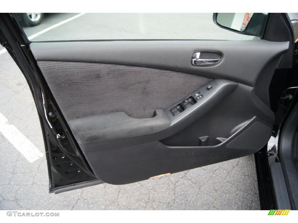 2010 Nissan Altima 2.5 S Charcoal Door Panel Photo #46047113