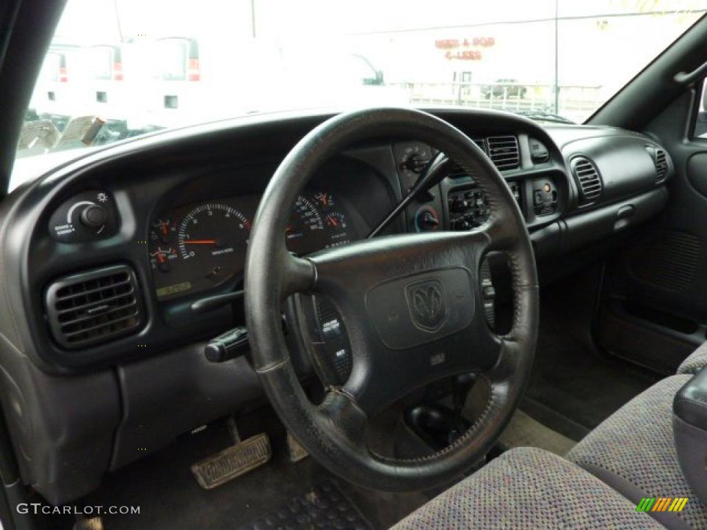 1998 Dodge Ram 1500 Sport Regular Cab 4x4 Gray Steering Wheel Photo #46048535