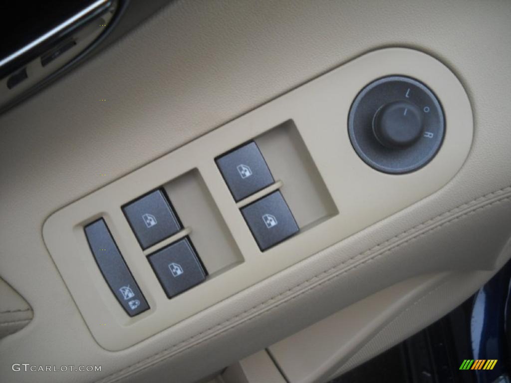 2011 Buick LaCrosse CX Controls Photo #46048853