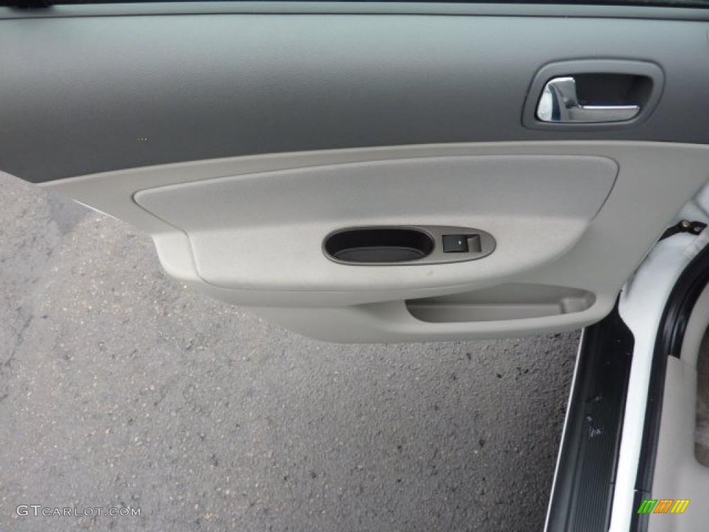 2006 Cobalt LT Sedan - Summit White / Gray photo #16