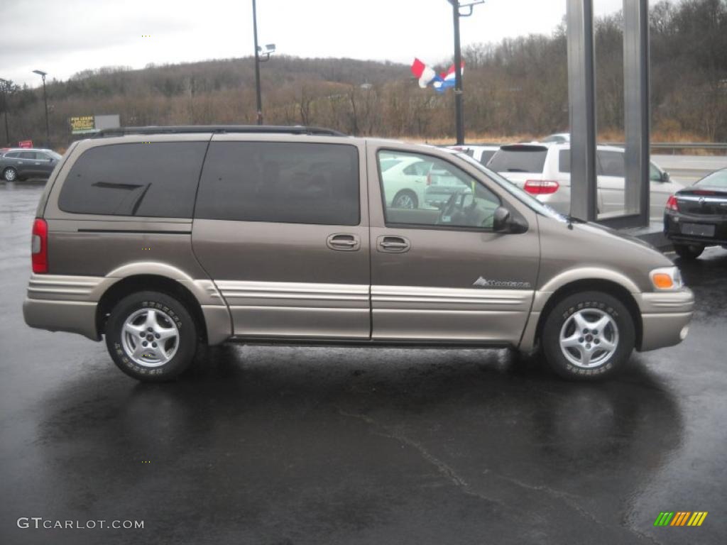 Dark Bronzemist Metallic 2004 Pontiac Montana Standard Montana Model Exterior Photo #46049098