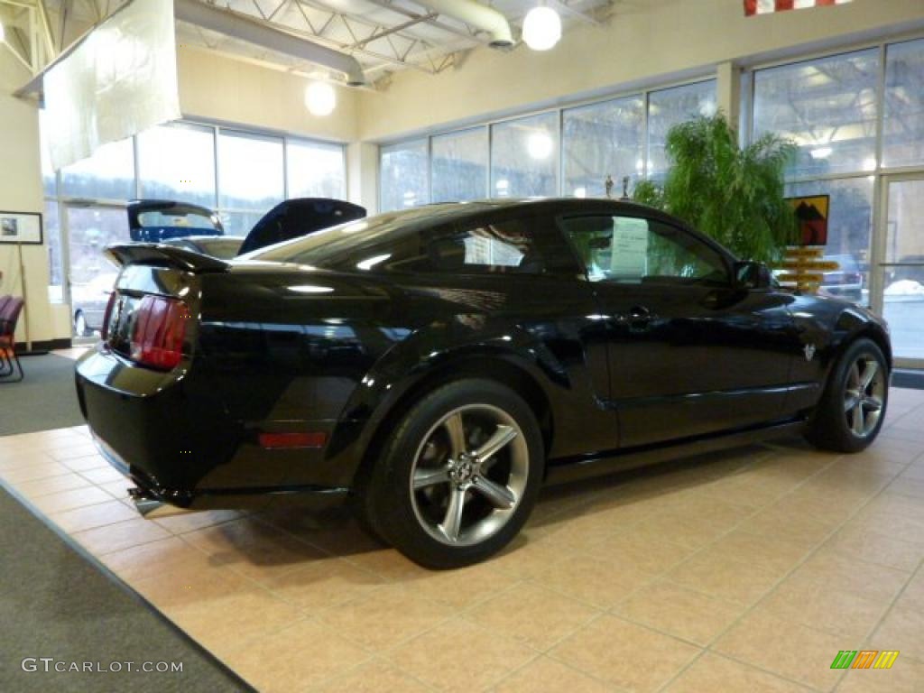 2009 Mustang GT Coupe - Black / Dark Charcoal photo #3