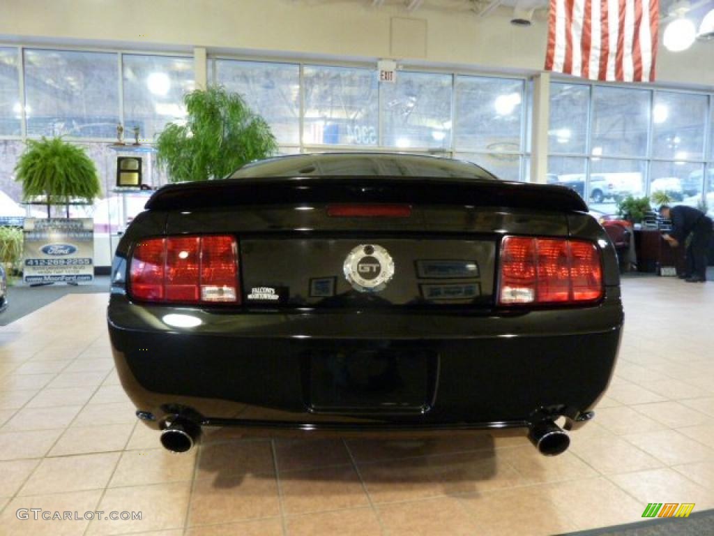 2009 Mustang GT Coupe - Black / Dark Charcoal photo #4