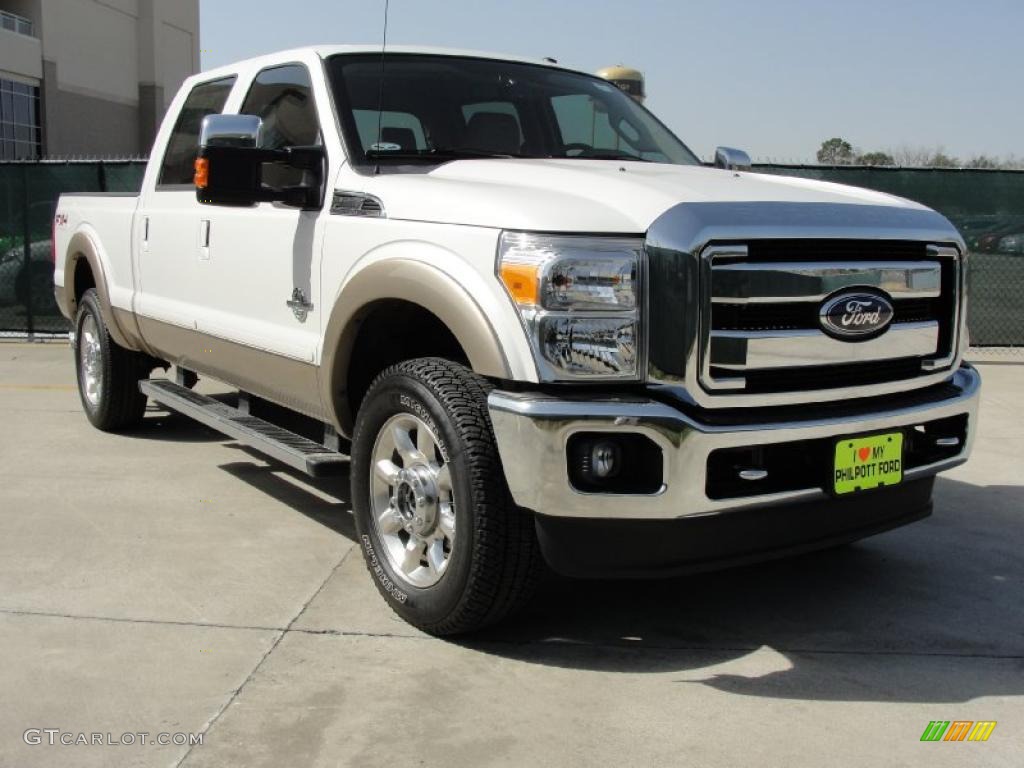 2011 F250 Super Duty Lariat Crew Cab 4x4 - White Platinum Metallic Tri-Coat / Adobe Beige photo #1