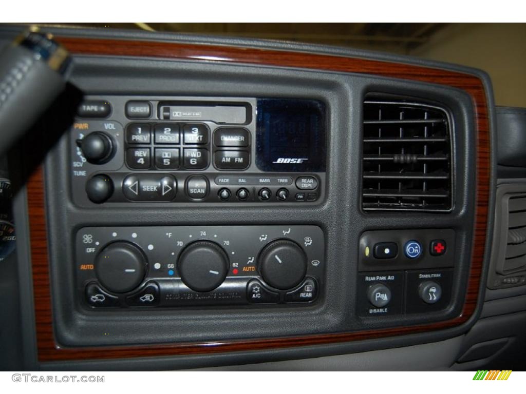 2002 Cadillac Escalade EXT AWD Controls Photo #46051687