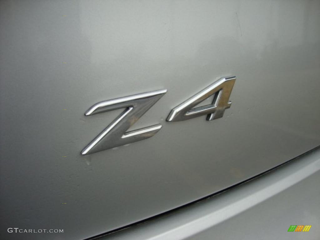 2003 Z4 2.5i Roadster - Titanium Silver Metallic / Black photo #4