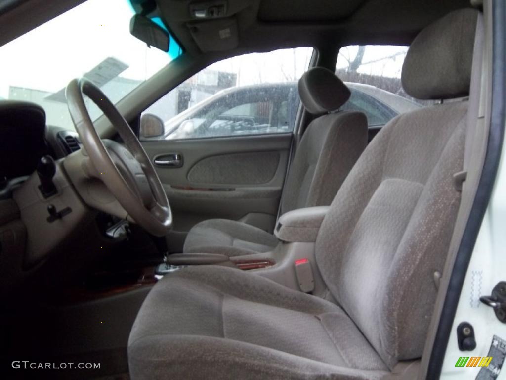 Beige Interior 2002 Kia Optima SE V6 Photo #46053199