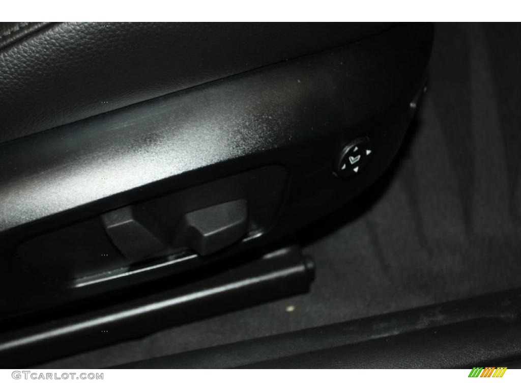 2009 3 Series 328i Coupe - Titanium Silver Metallic / Black photo #30
