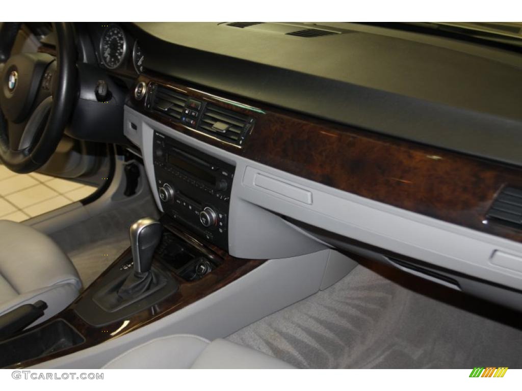 2007 3 Series 328i Sedan - Arctic Metallic / Grey photo #54