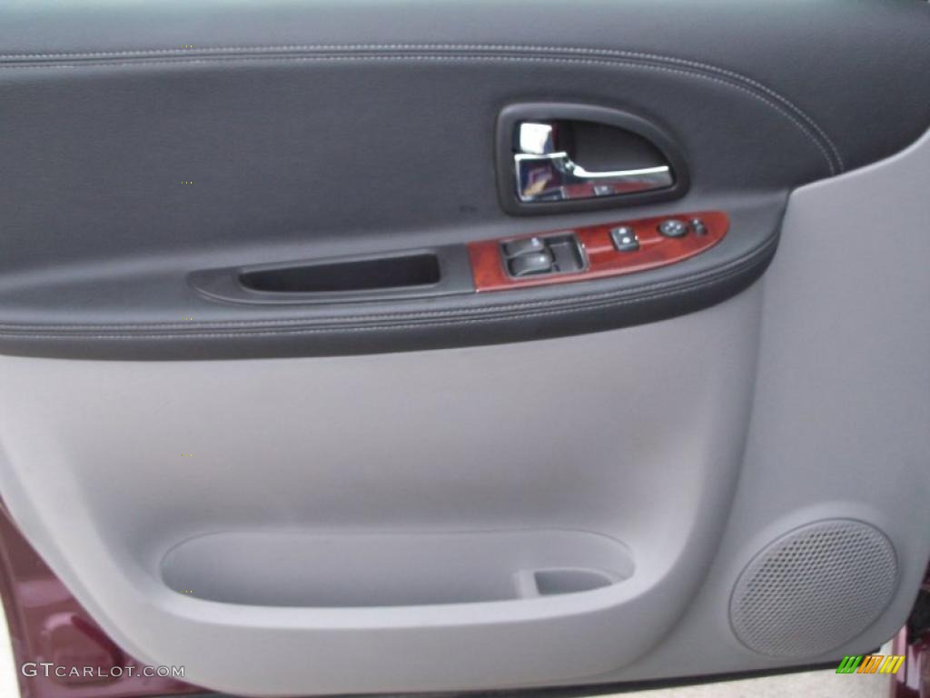 2007 Buick Terraza CX Plus Medium Gray Door Panel Photo #46060917