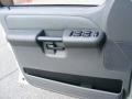 Oxford White - Explorer Sport Trac XLS Photo No. 22