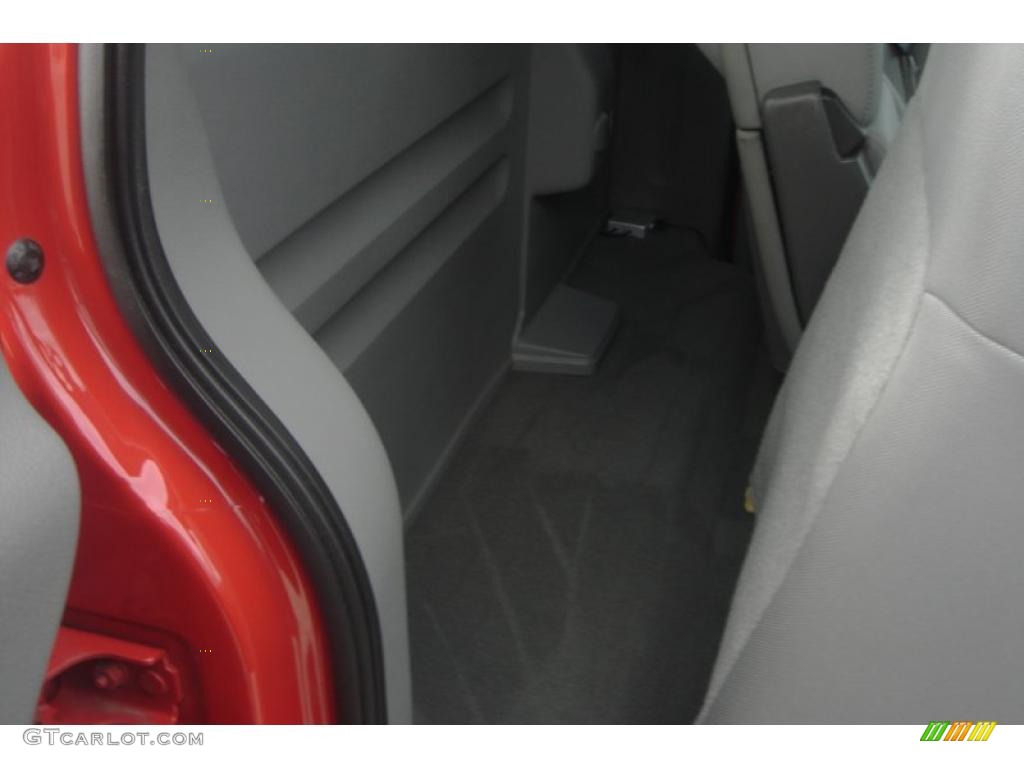 2006 F150 XLT Regular Cab 4x4 - Bright Red / Medium/Dark Flint photo #16
