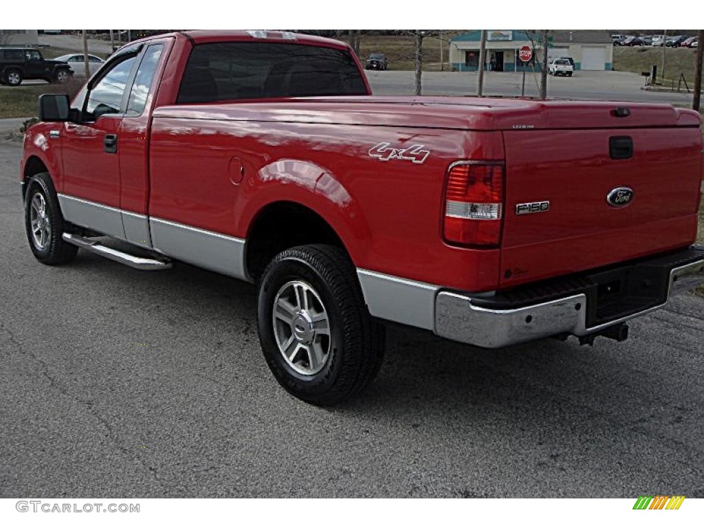 2006 F150 XLT Regular Cab 4x4 - Bright Red / Medium/Dark Flint photo #20