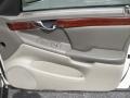 White Diamond - DeVille Sedan Photo No. 22