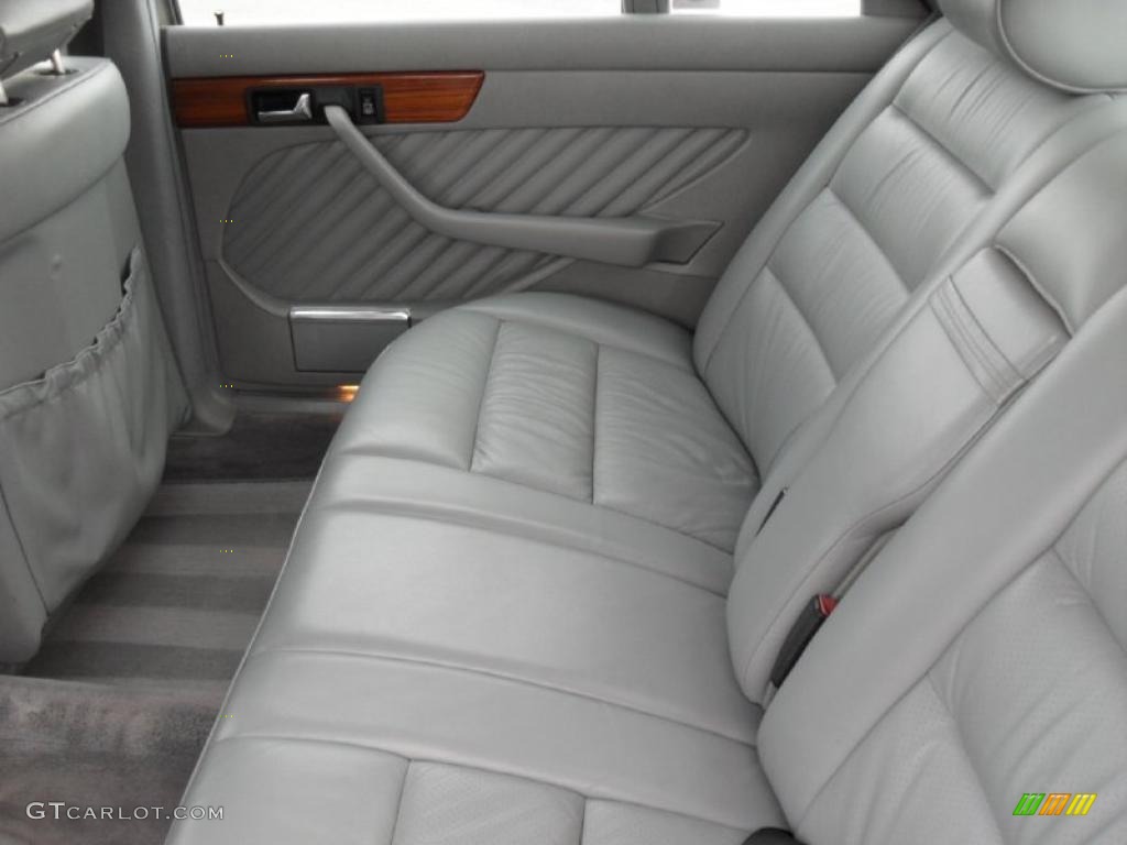 Grey Interior 1991 Mercedes-Benz S Class 300 SEL Photo #46062483