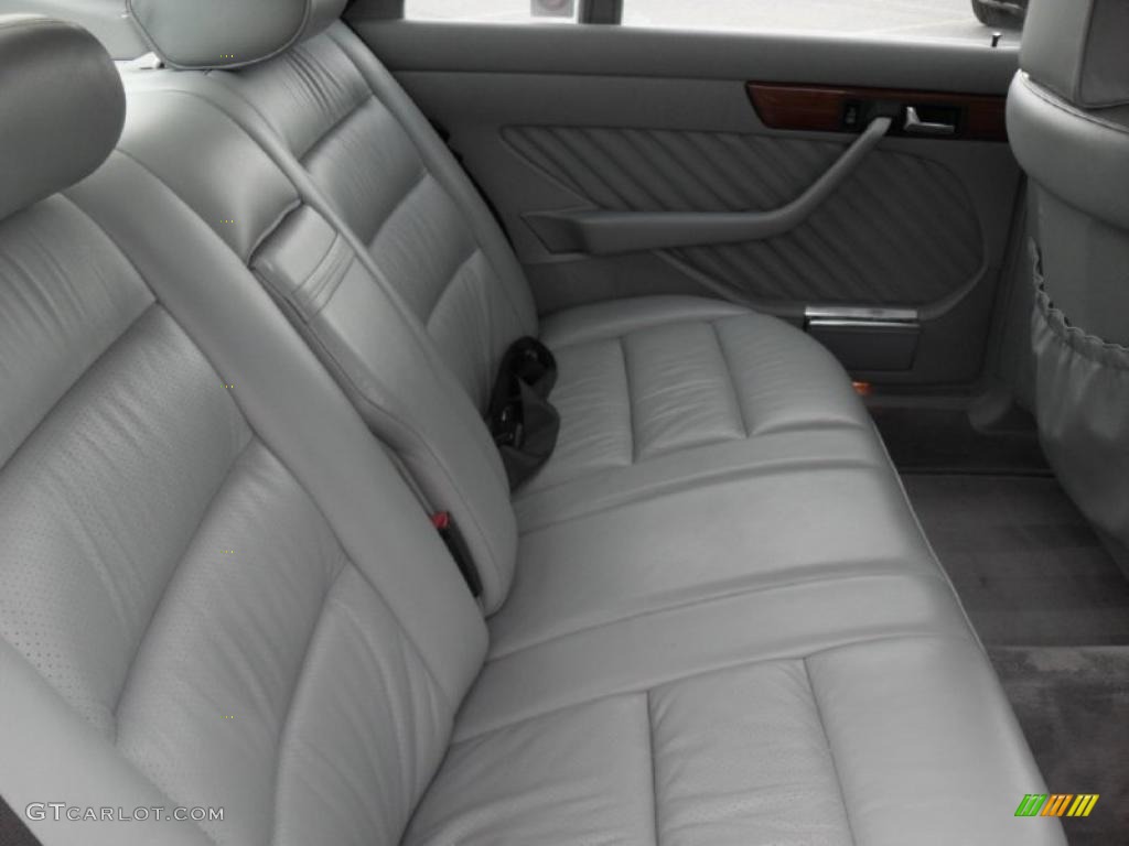 Grey Interior 1991 Mercedes-Benz S Class 300 SEL Photo #46062525