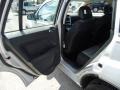 Bright Silver Metallic - Caliber SXT Photo No. 7