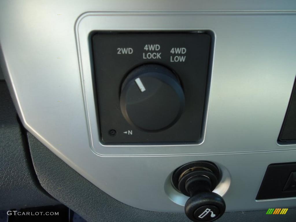 2007 Dodge Ram 2500 Laramie Mega Cab 4x4 Controls Photos