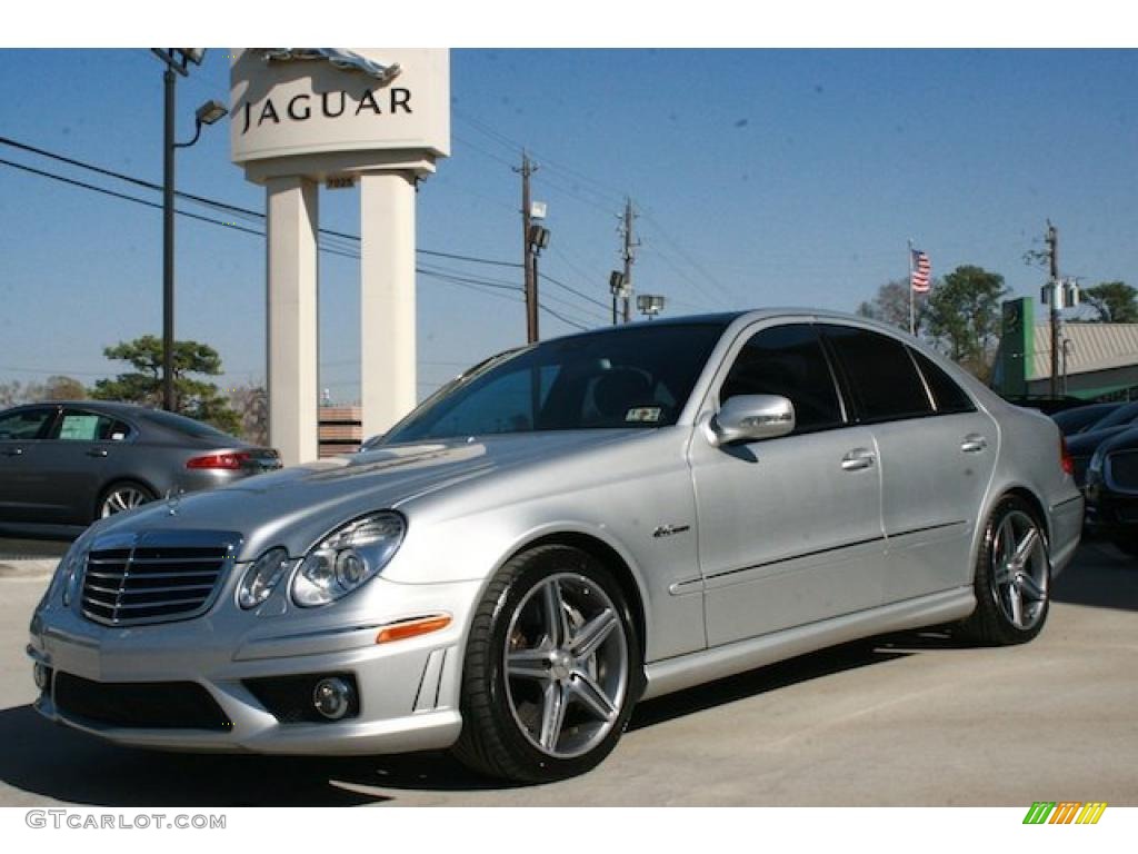 Iridium Silver Metallic 2009 Mercedes-Benz E 63 AMG Sedan Exterior Photo #46064169