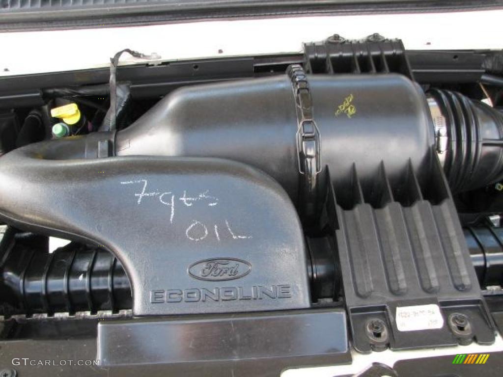 2002 Ford E Series Van E150 Cargo 4.2 Liter OHV 12-Valve V6 Engine Photo #46066948