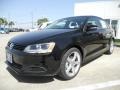 Black - Jetta SE Sedan Photo No. 3