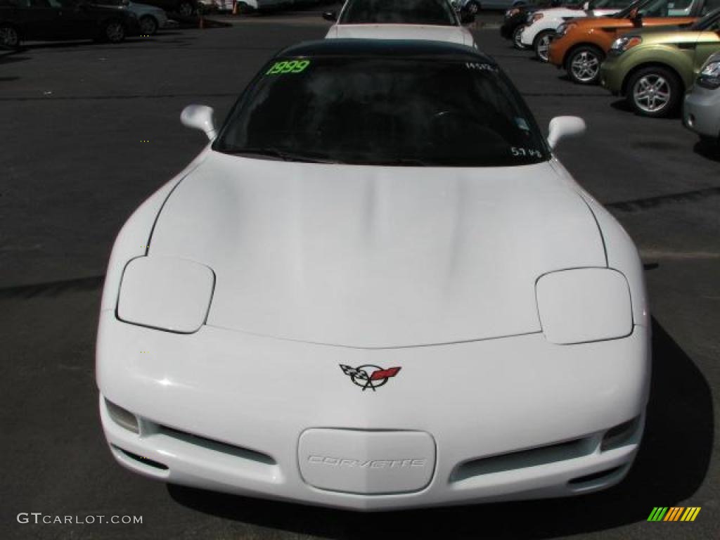 Arctic White 1999 Chevrolet Corvette Coupe Exterior Photo #46067185