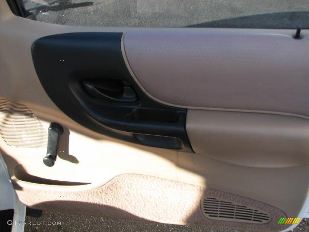 1997 Ranger XLT Extended Cab - Oxford White / Medium Prairie Tan photo #15